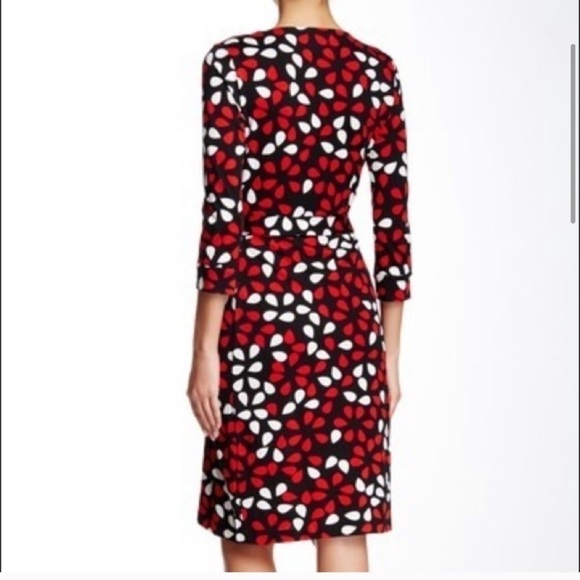 Diane Von Furstenberg DVF Zoe Silk Jersey Faux Wrap Dress in Petal Poppy - Picture 2 of 8